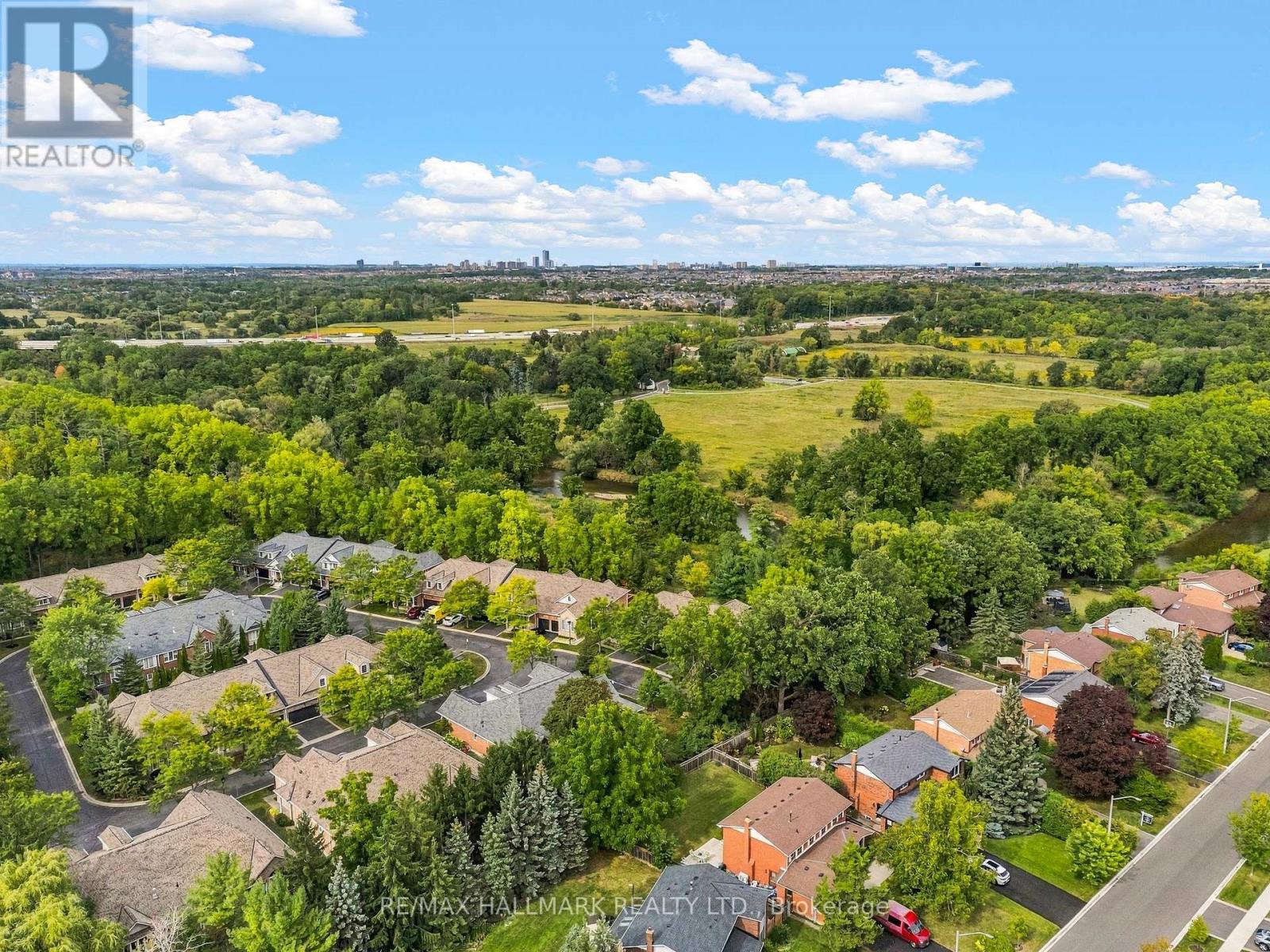 15 - 6439 Rivergate Place, Mississauga, ON