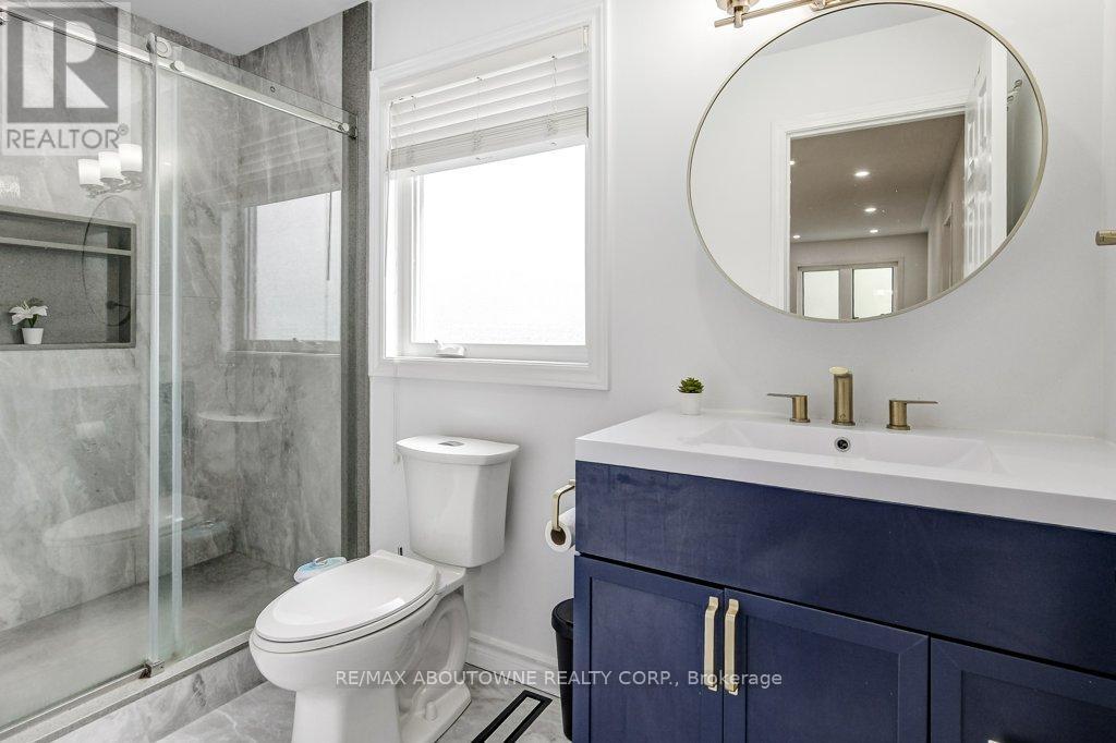 2183 Birchleaf Lane, Burlington, ON
