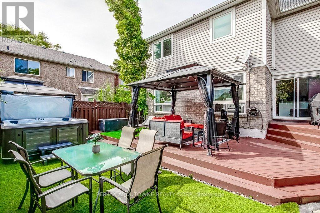 2183 Birchleaf Lane, Burlington, ON
