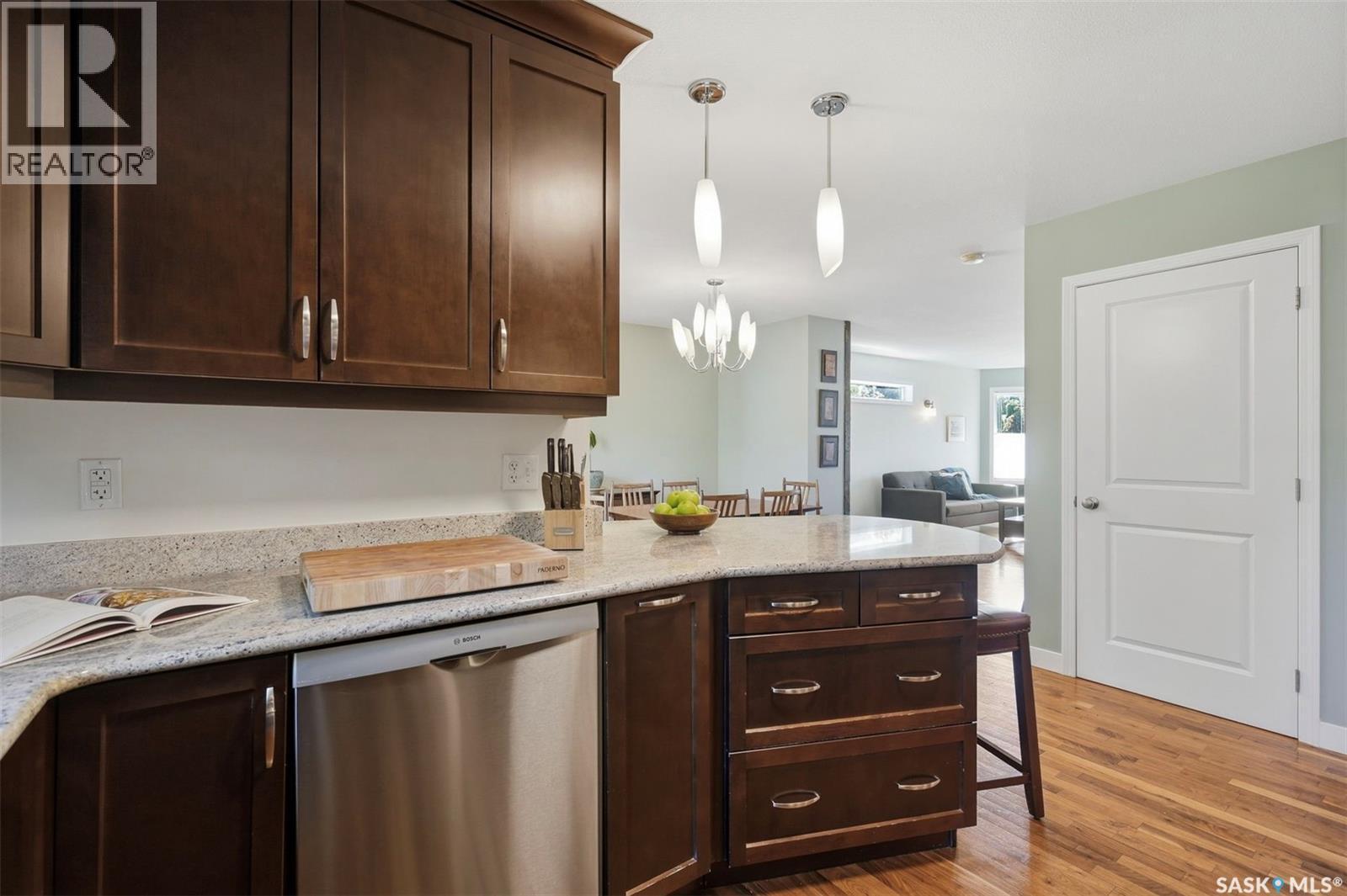 1115 6Th Street E, Saskatoon, SK