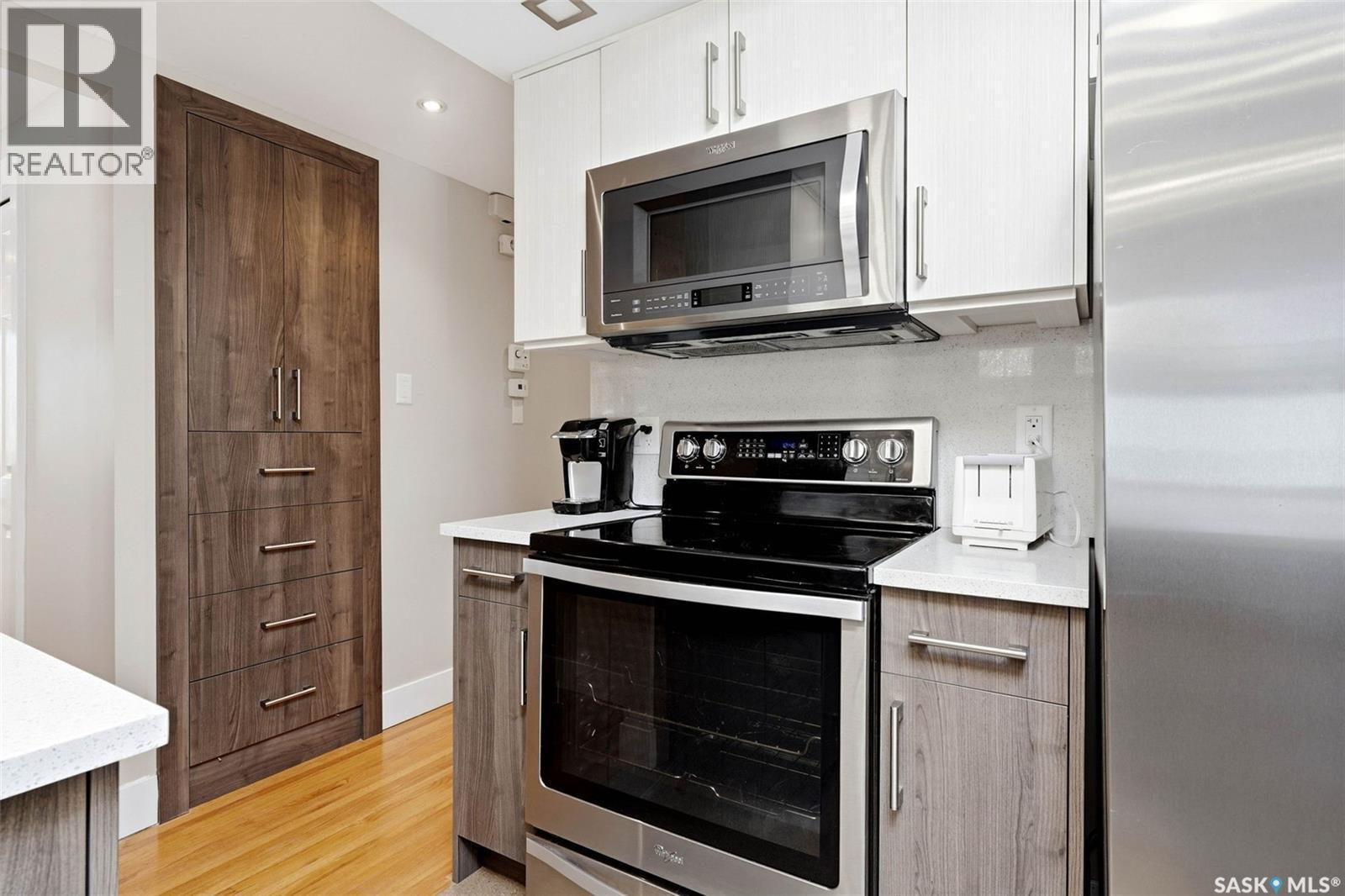 30 Lake Street, Regina, SK