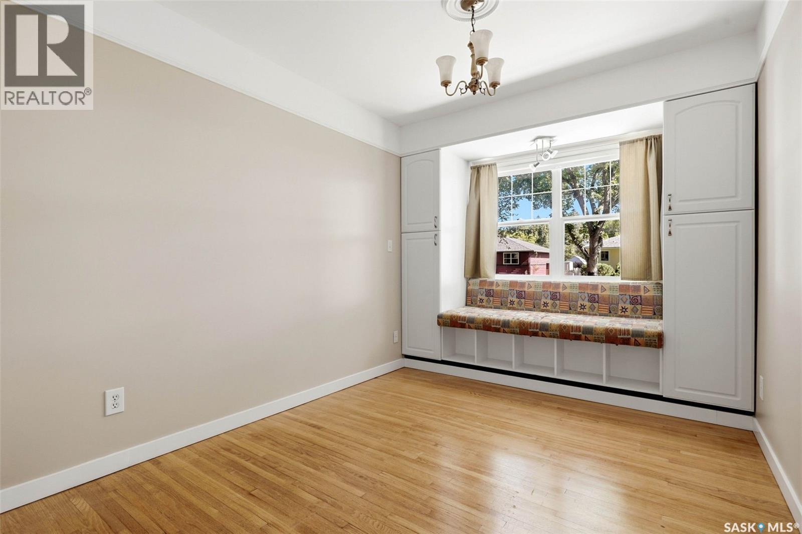 30 Lake Street, Regina, SK