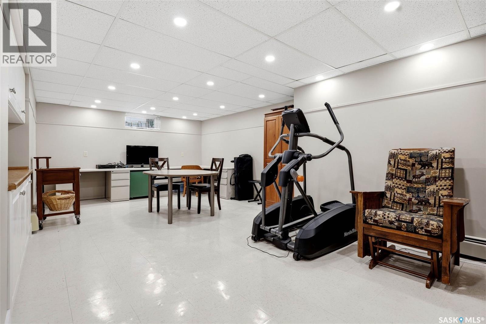 30 Lake Street, Regina, SK