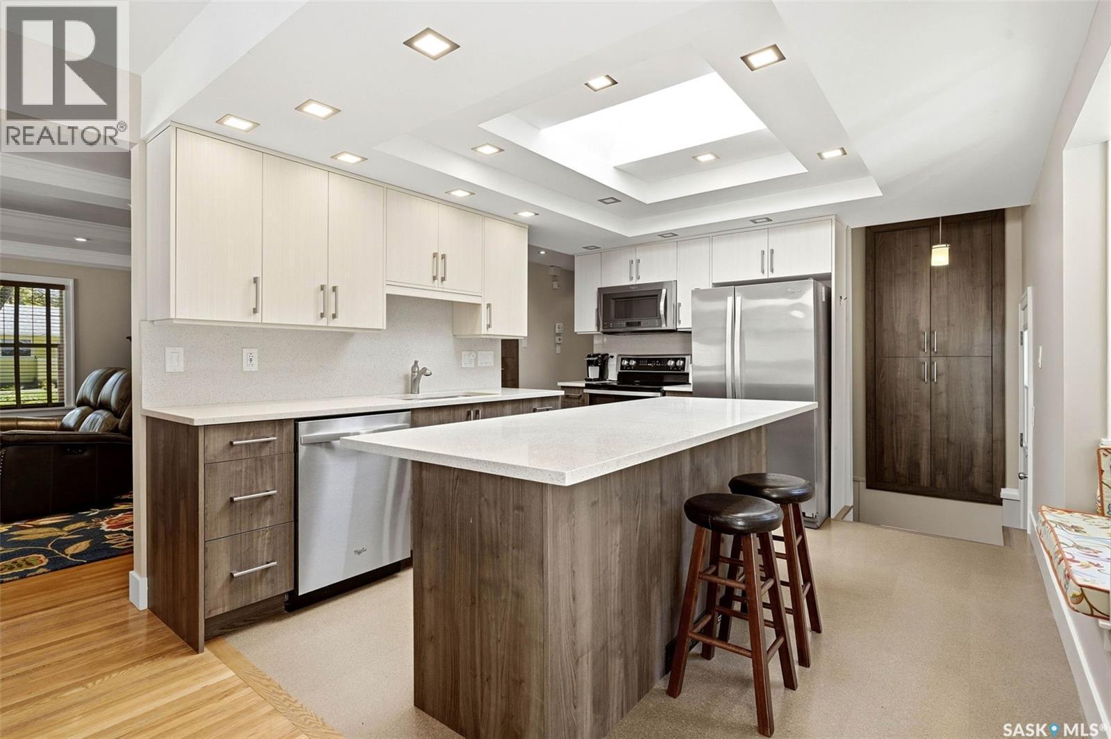 30 Lake Street, Regina, SK