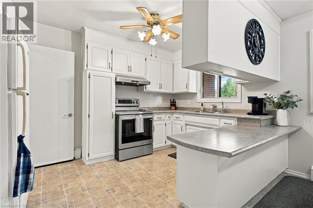 39 Wren Crescent, Kitchener, ON