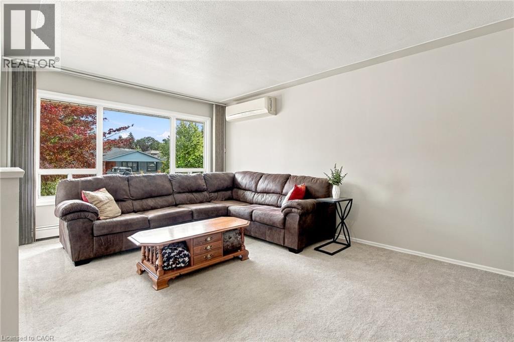 39 Wren Crescent, Kitchener, ON