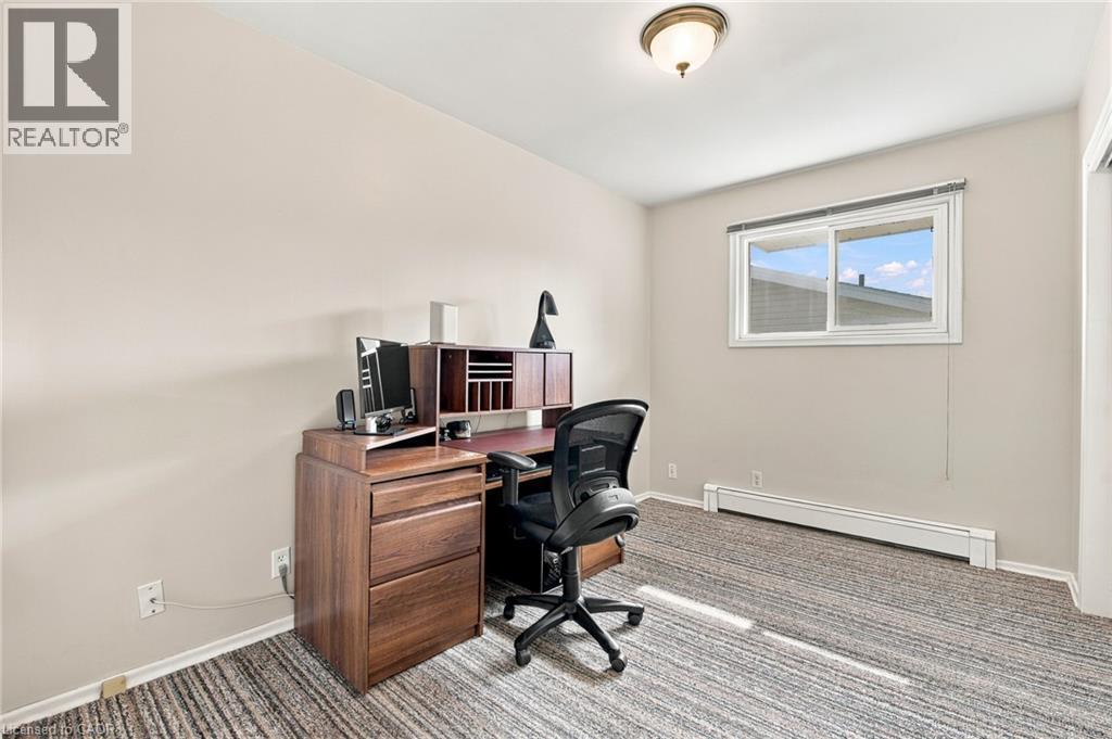 39 Wren Crescent, Kitchener, ON