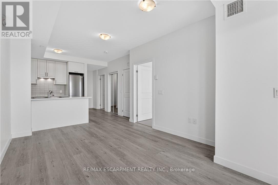 809 - 461 Green Road, Hamilton, ON