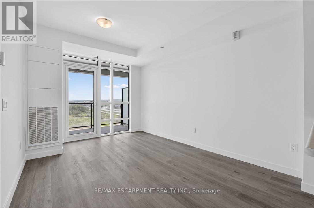 809 - 461 Green Road, Hamilton, ON