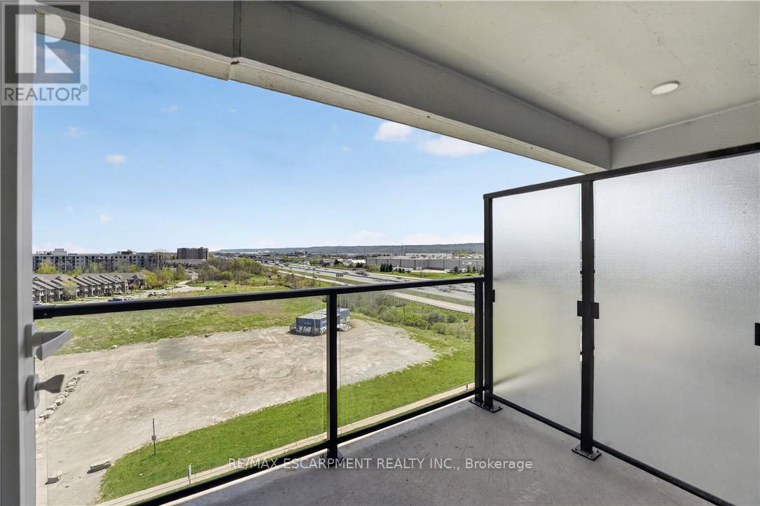 809 - 461 Green Road, Hamilton, ON
