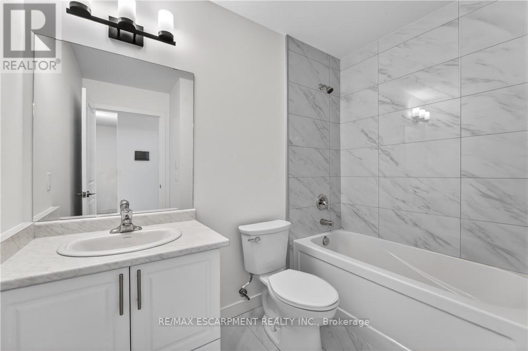 809 - 461 Green Road, Hamilton, ON
