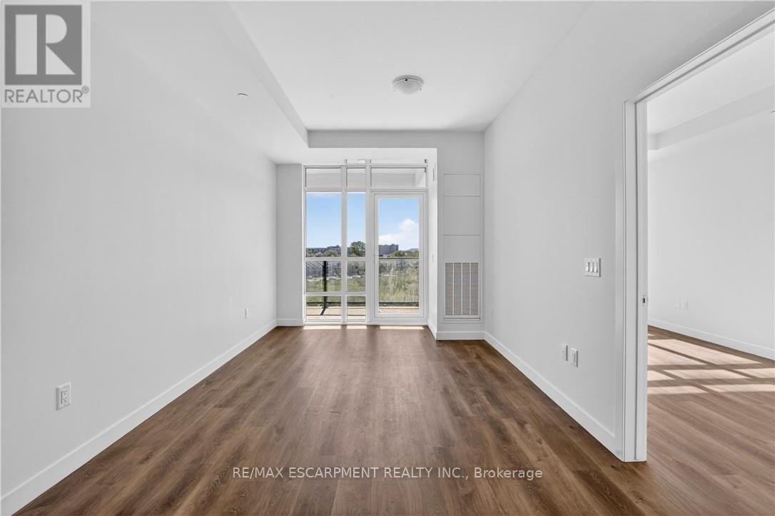 606 - 461 Green Road, Hamilton, ON