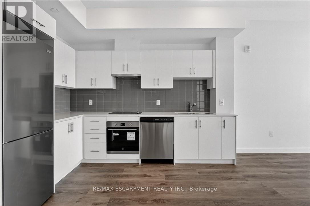 606 - 461 Green Road, Hamilton, ON