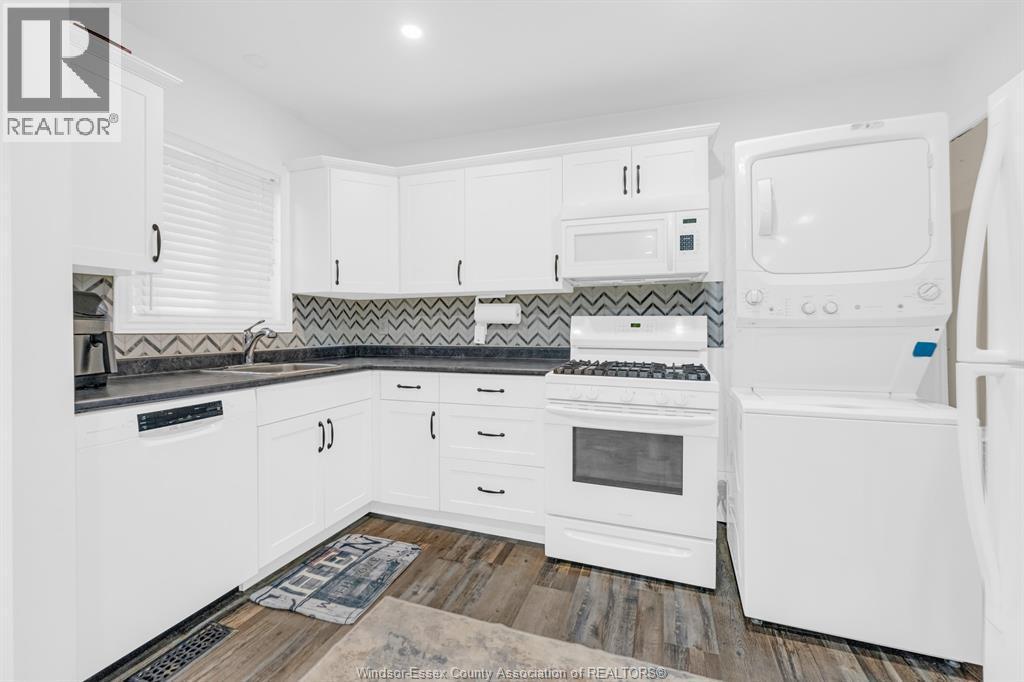 1952 Pillette, Windsor, ON