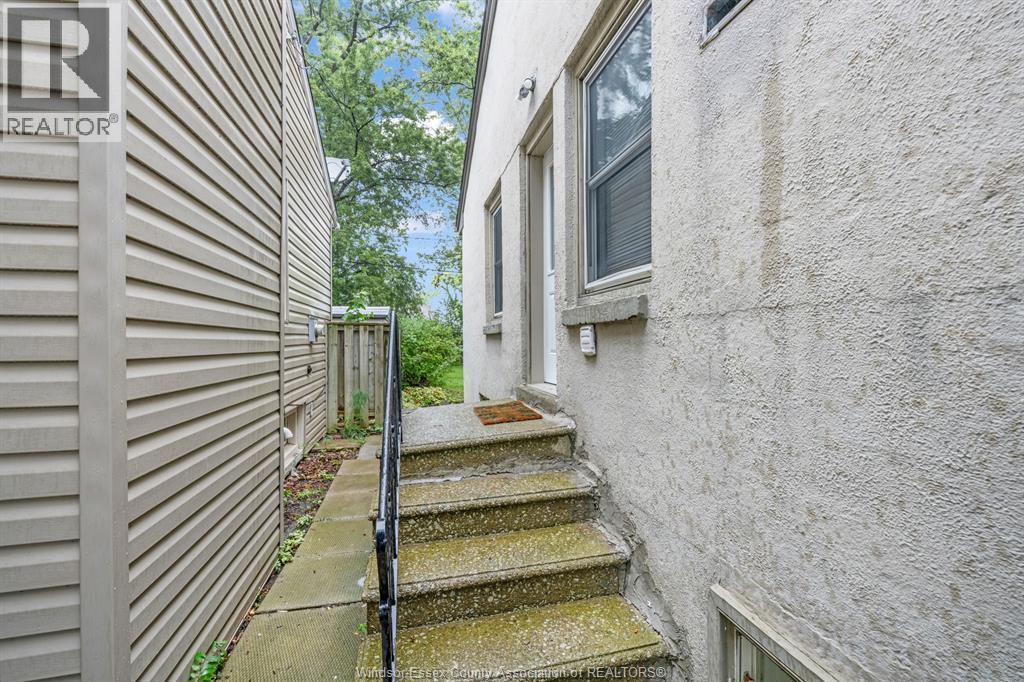 1952 Pillette, Windsor, ON