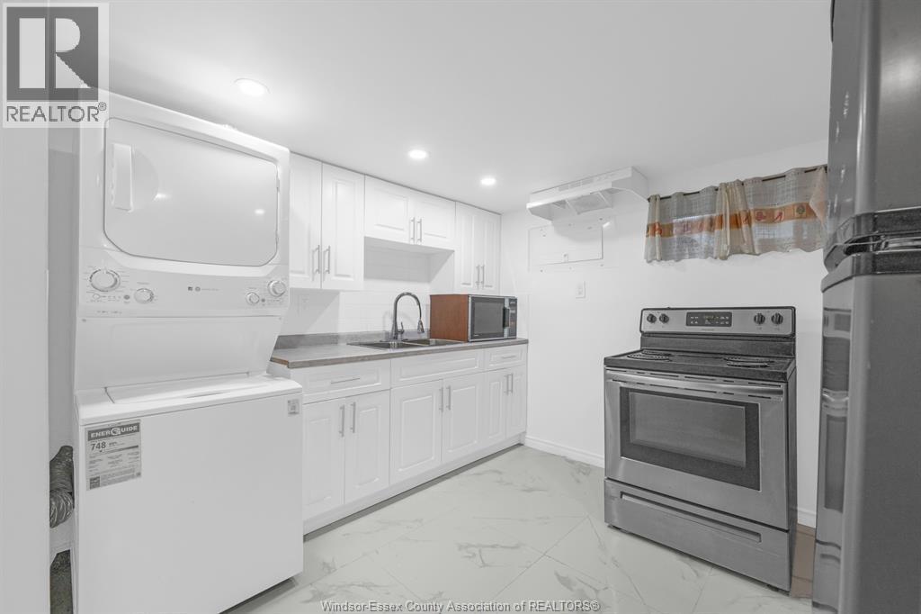 1952 Pillette, Windsor, ON