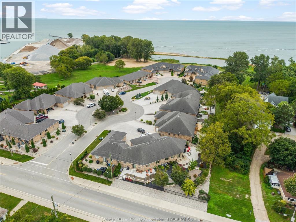 28 Mettawas Lane, Kingsville, ON