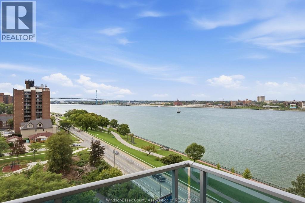 1225 Riverside Drive Unit# 801, Windsor, ON