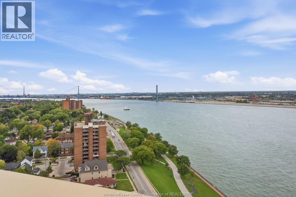 1225 Riverside Drive Unit# 801, Windsor, ON