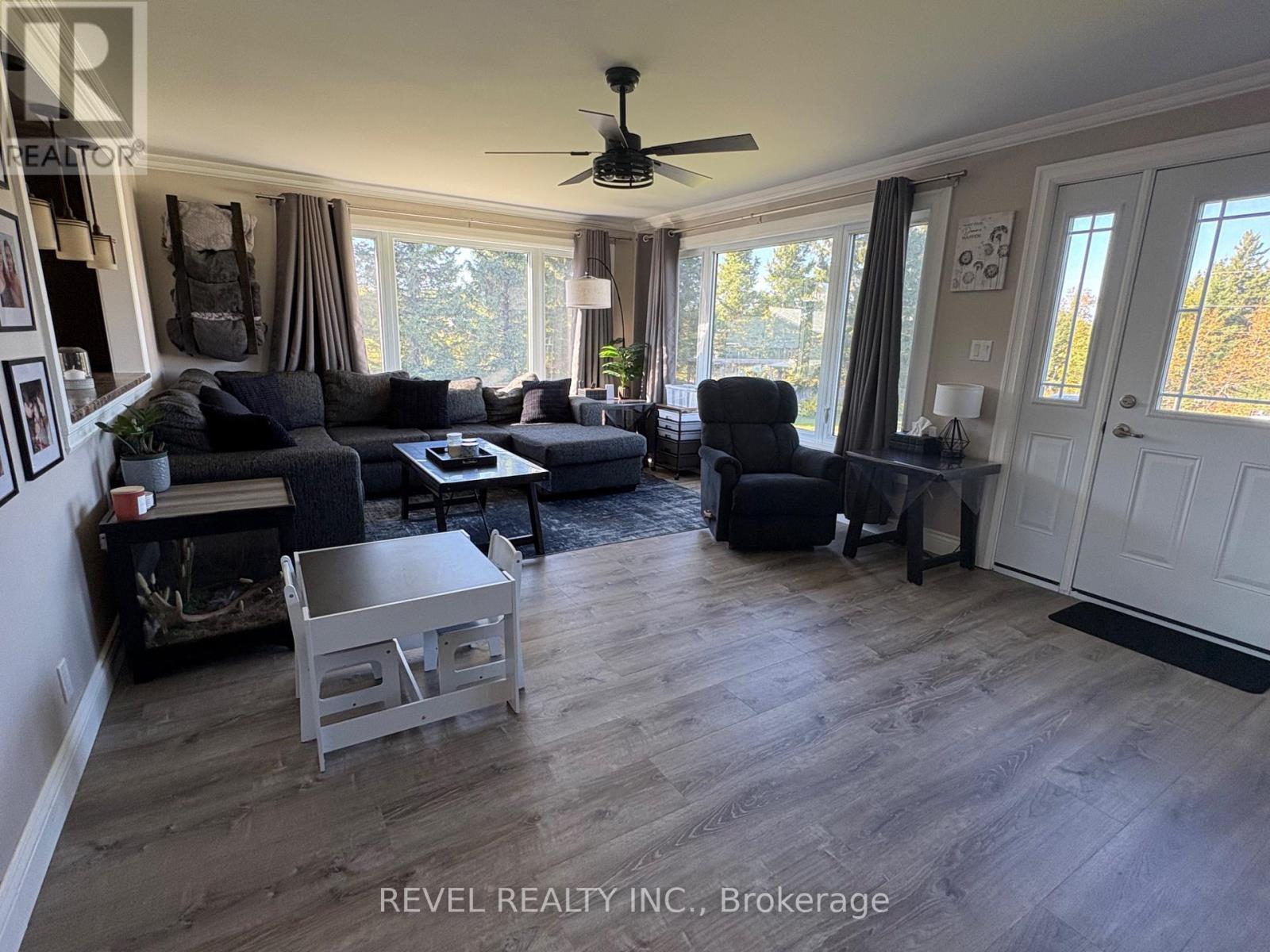 1198 Nahma Road, Cochrane, ON