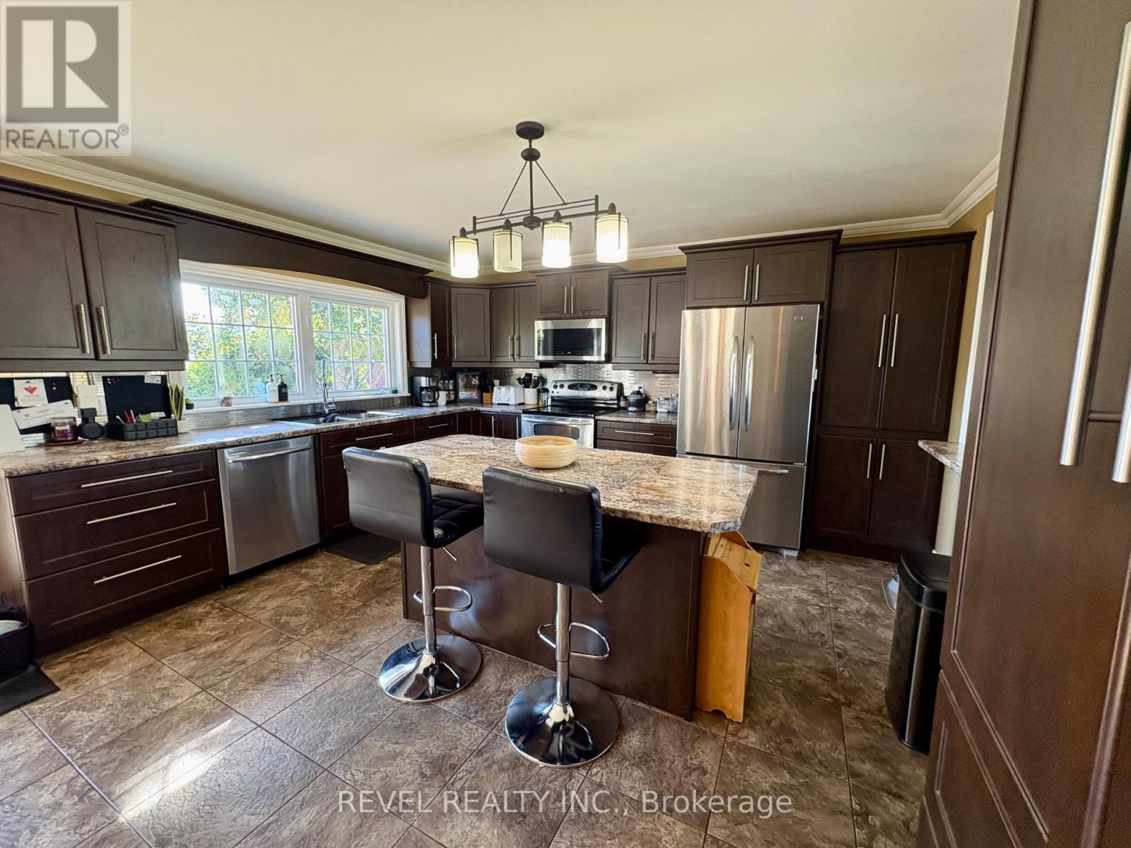 1198 Nahma Road, Cochrane, ON