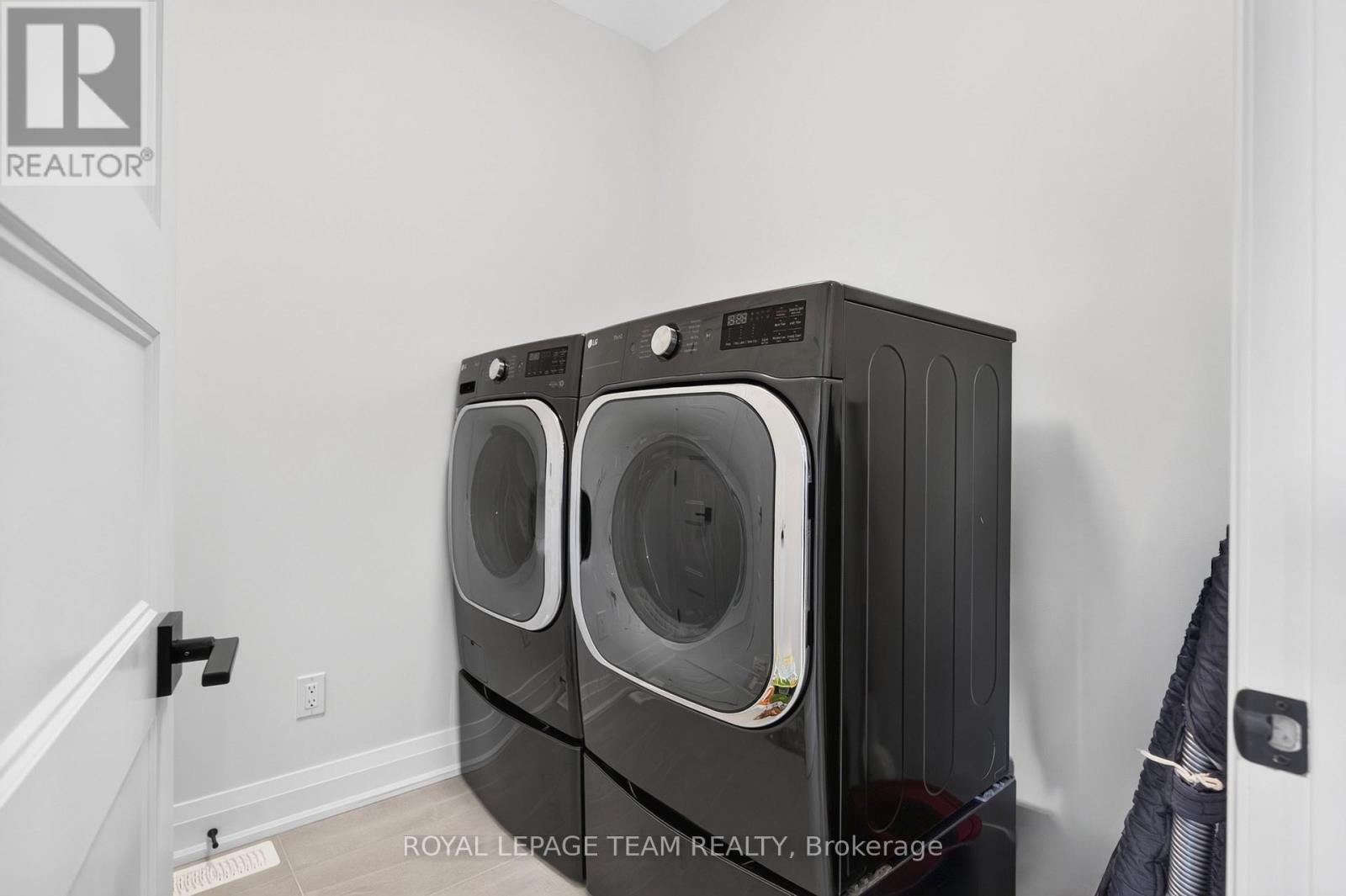 816 Namur Street, Russell, ON