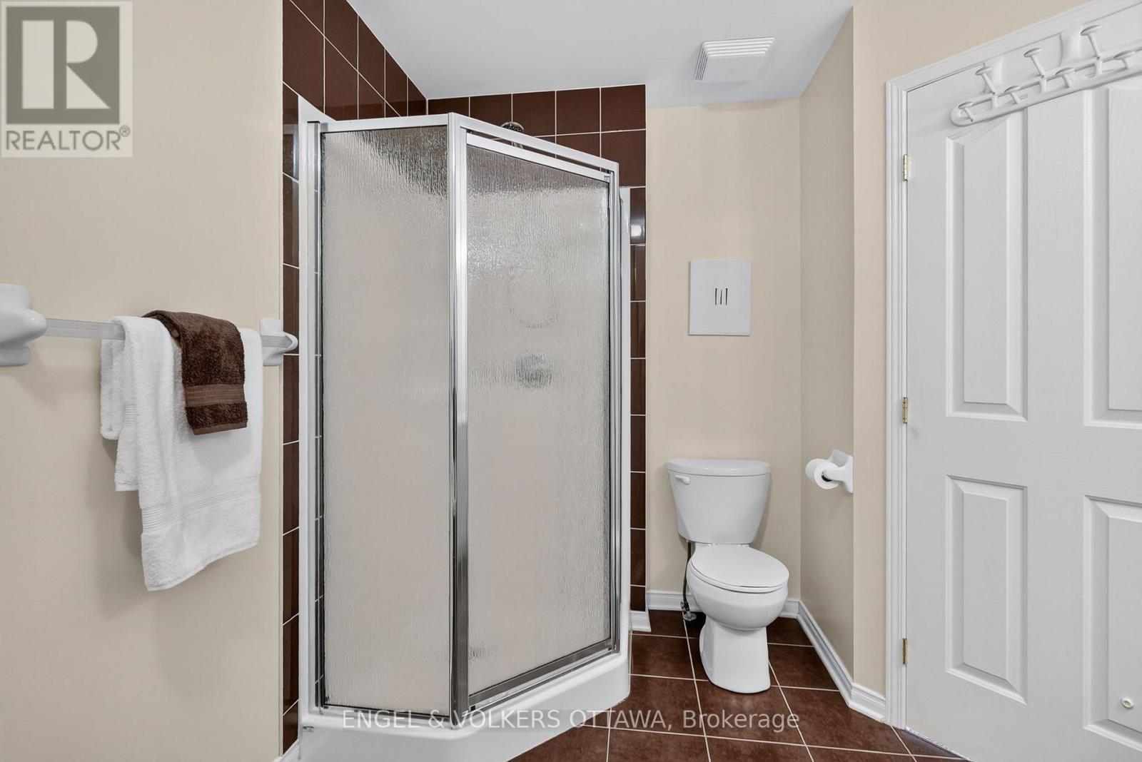 121 Quito Private, Ottawa, ON