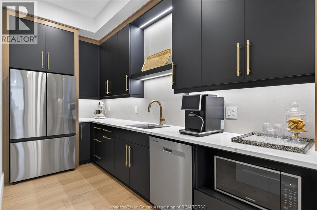 2549 Mayfair Avenue South, Lasalle, ON