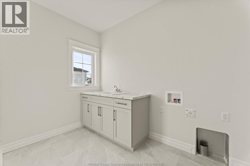 3225 Tullio Drive, Lasalle, ON