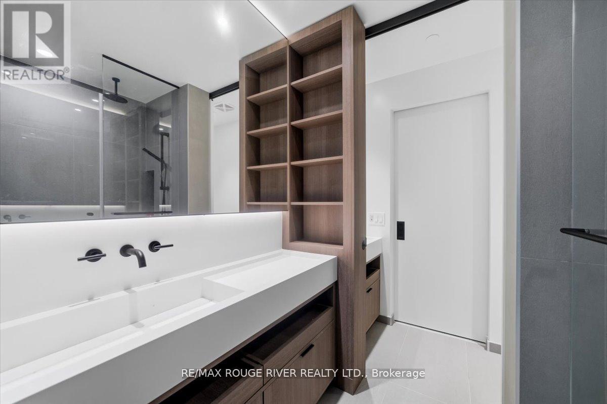 3808 - 55 Charles Street E, Toronto, ON