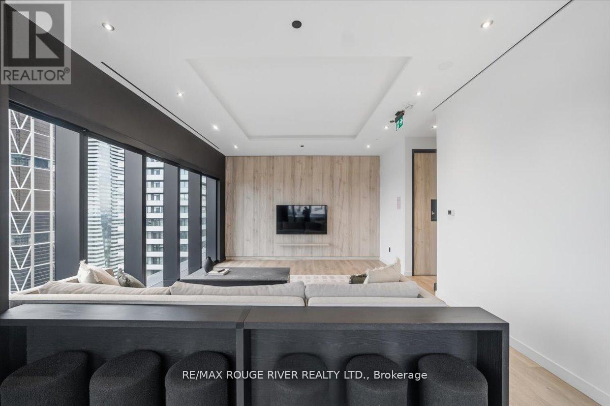3808 - 55 Charles Street E, Toronto, ON