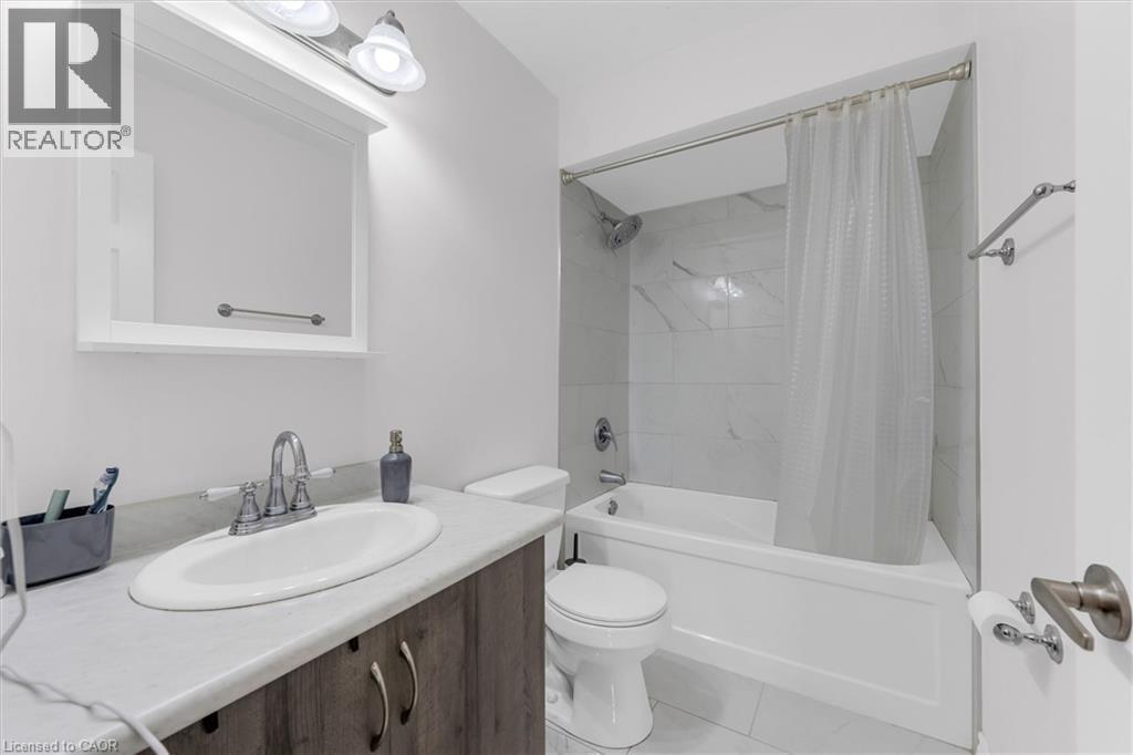 28 Victoria Avenue N Unit# 311, Hamilton, ON