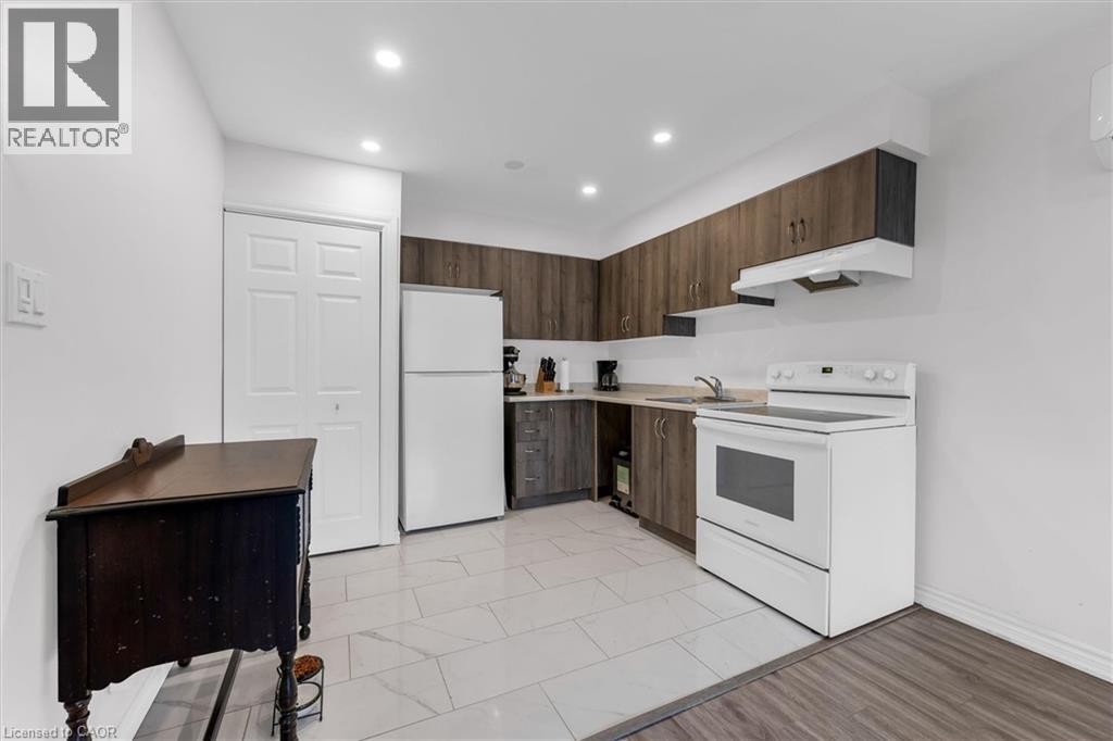 28 Victoria Avenue N Unit# 311, Hamilton, ON