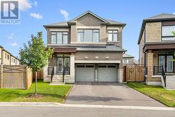 7 PRIORY DRIVE Whitby, ON L1P 0K9