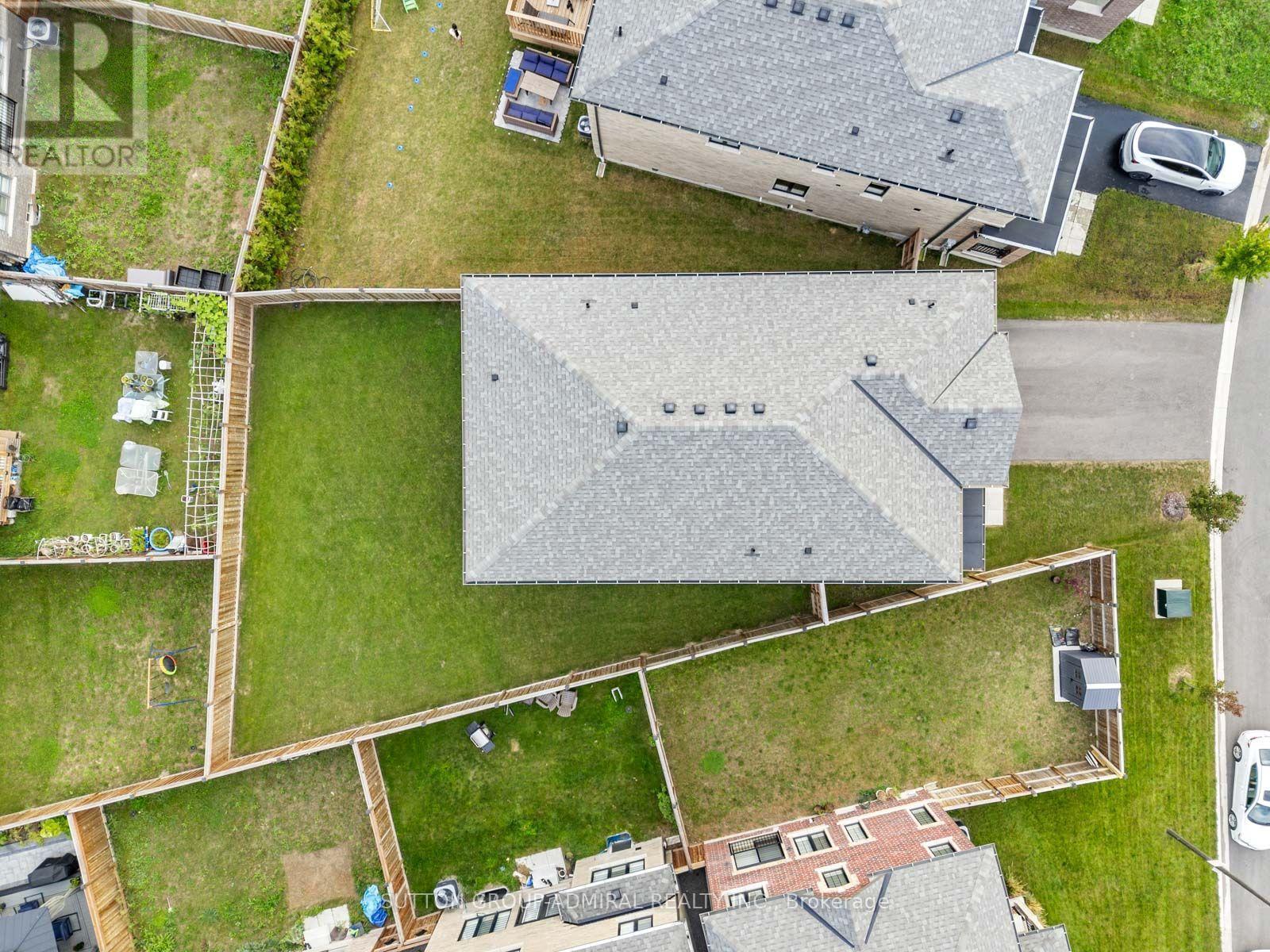 7 Priory Drive, Whitby, ON