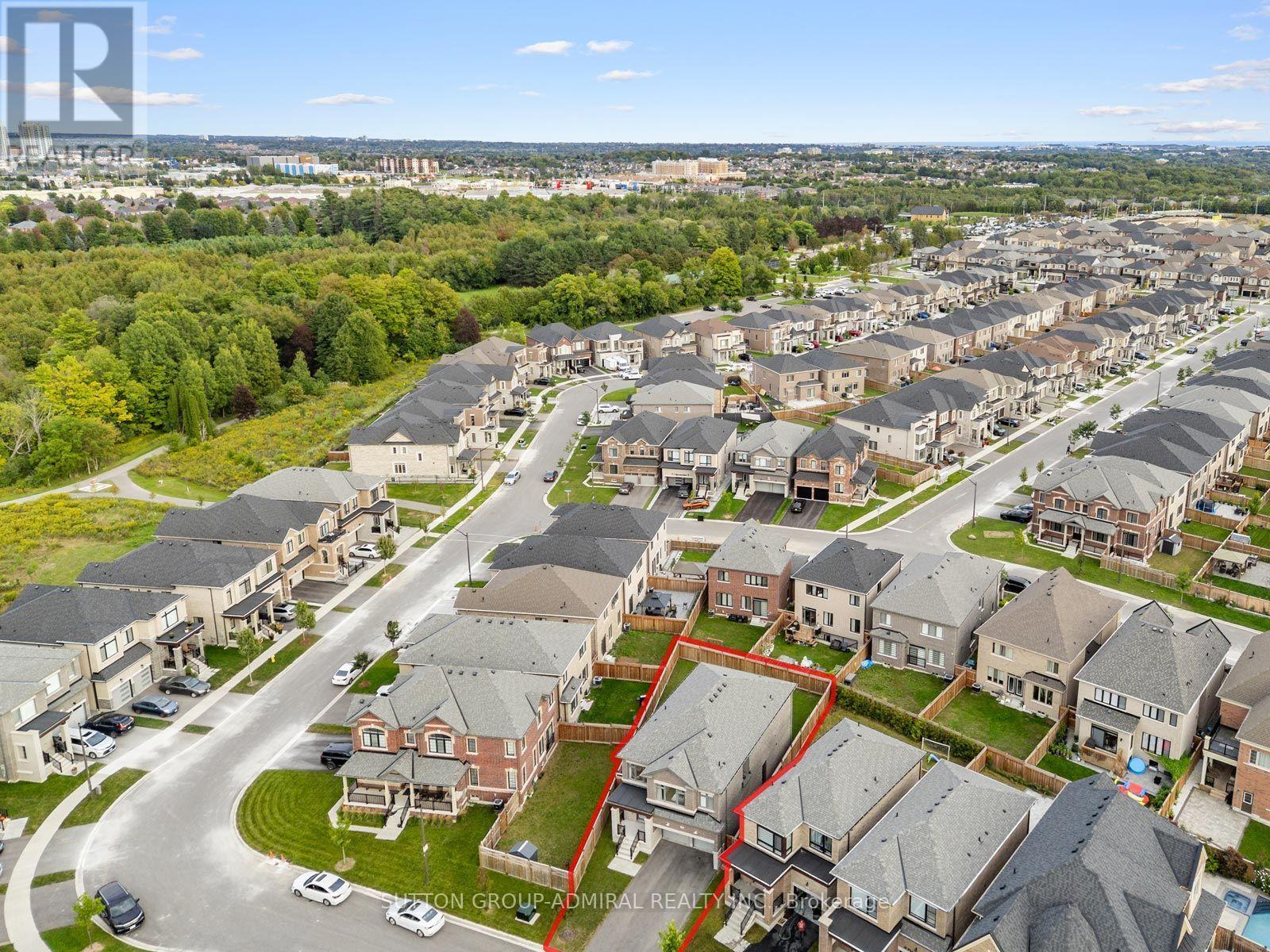 7 Priory Drive, Whitby, ON