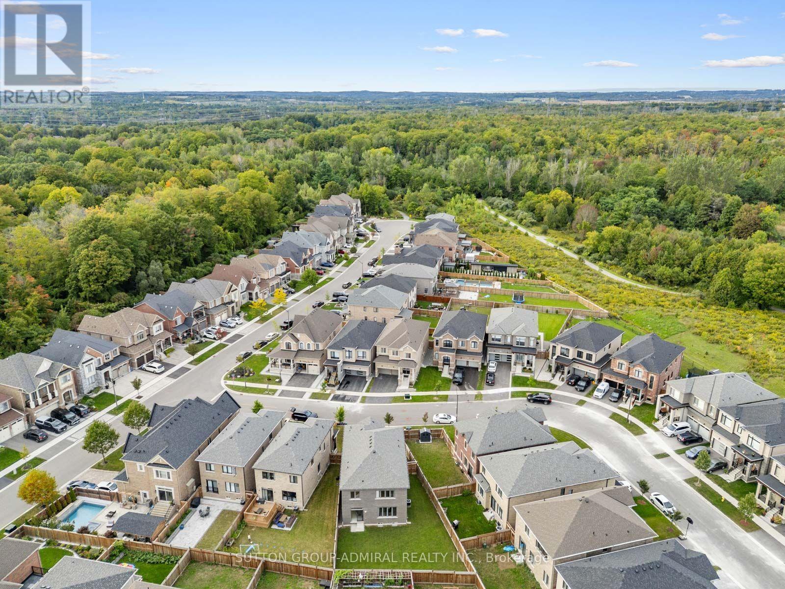 7 Priory Drive, Whitby, ON