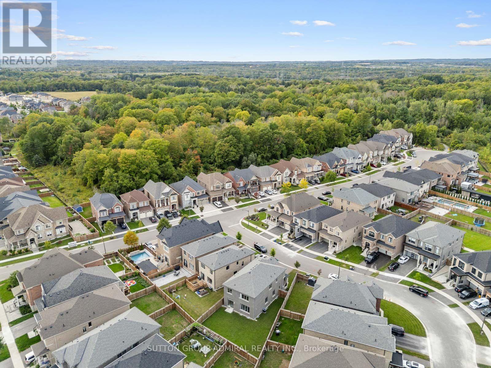 7 Priory Drive, Whitby, ON