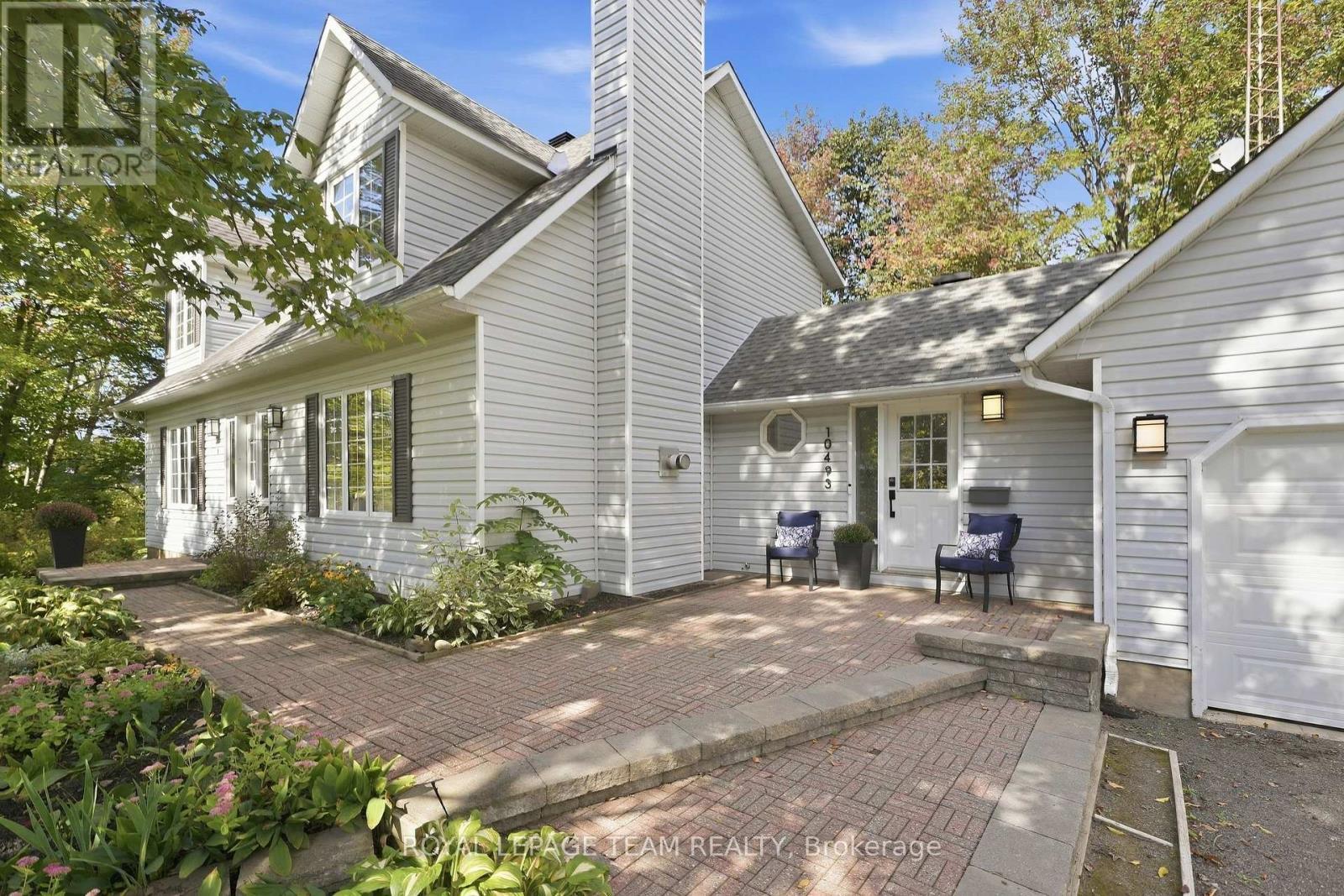 10493 St John Street, North Dundas, ON