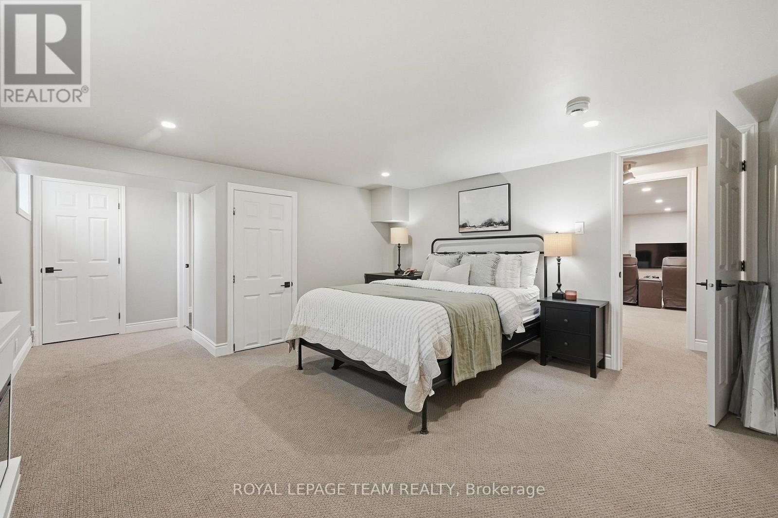 10493 St John Street, North Dundas, ON