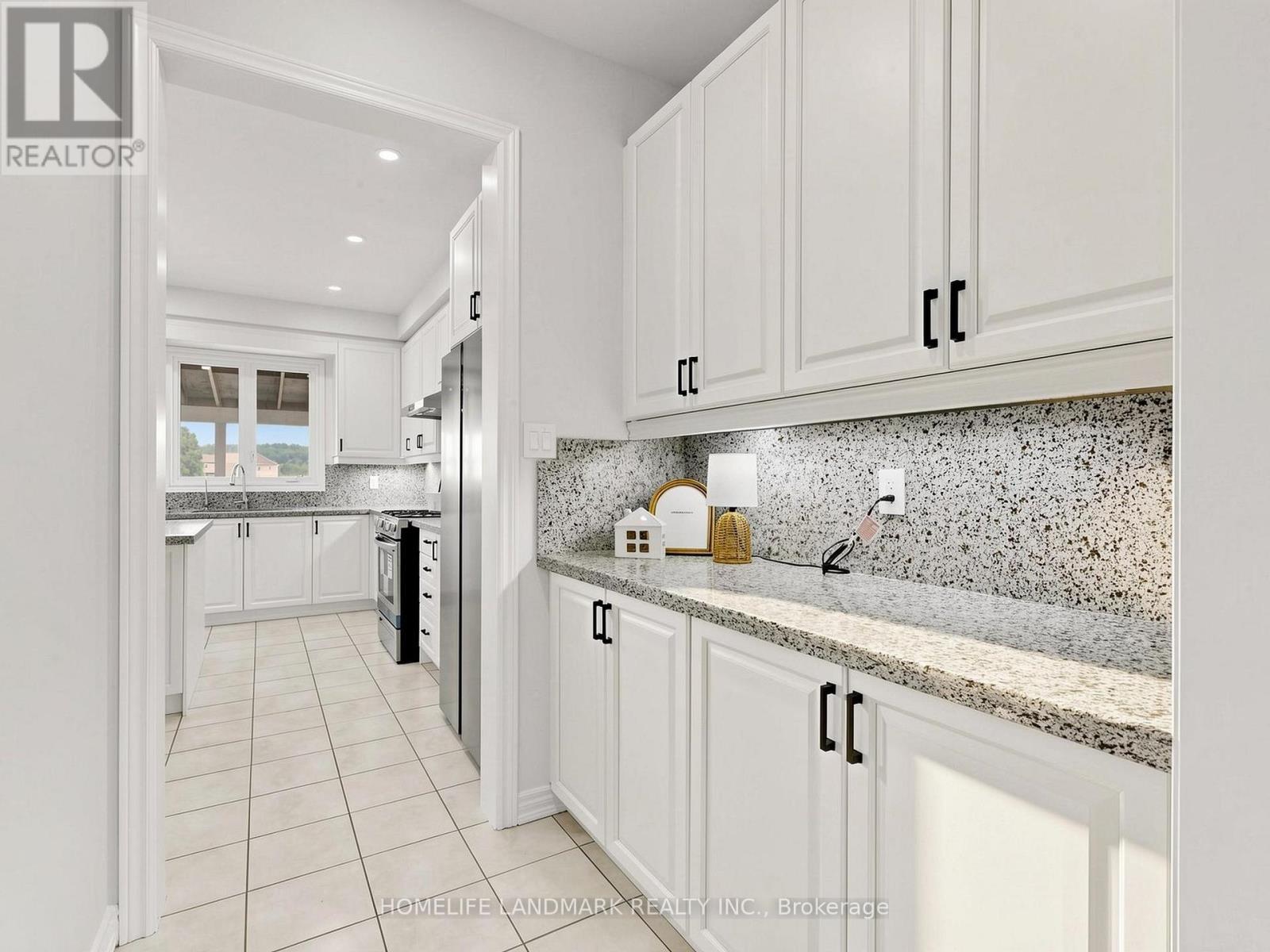 75 Pointon Street, Aurora, ON