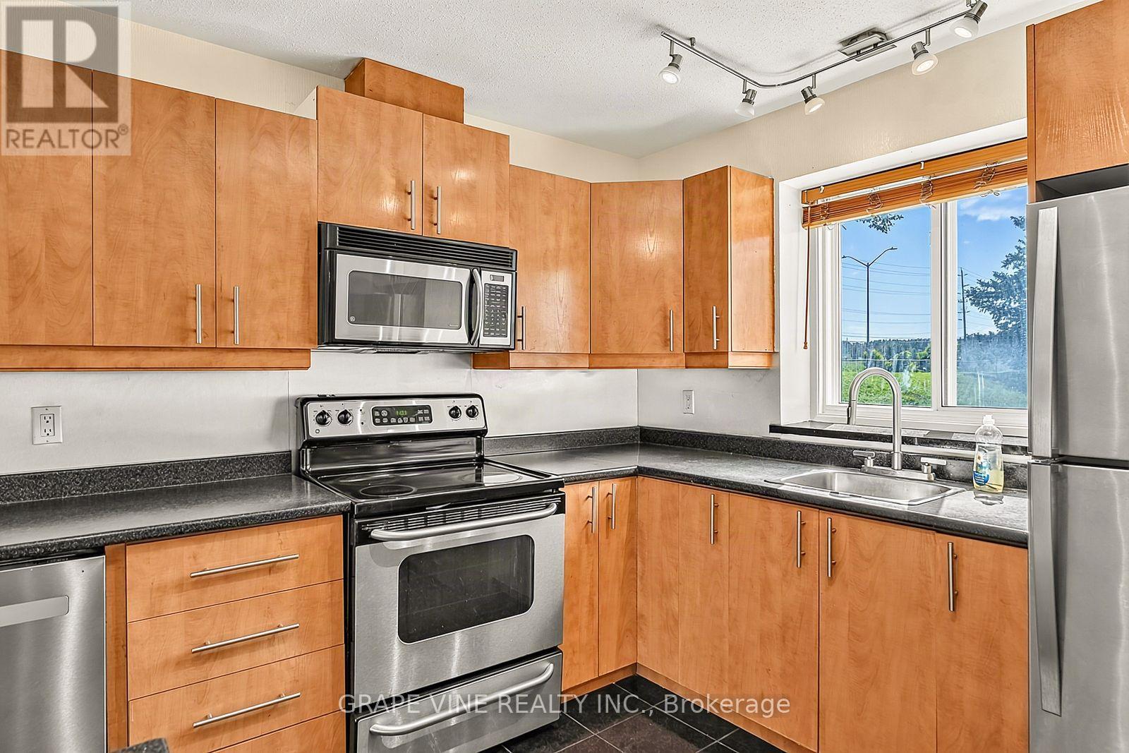 183 Pickford Drive, Ottawa, ON