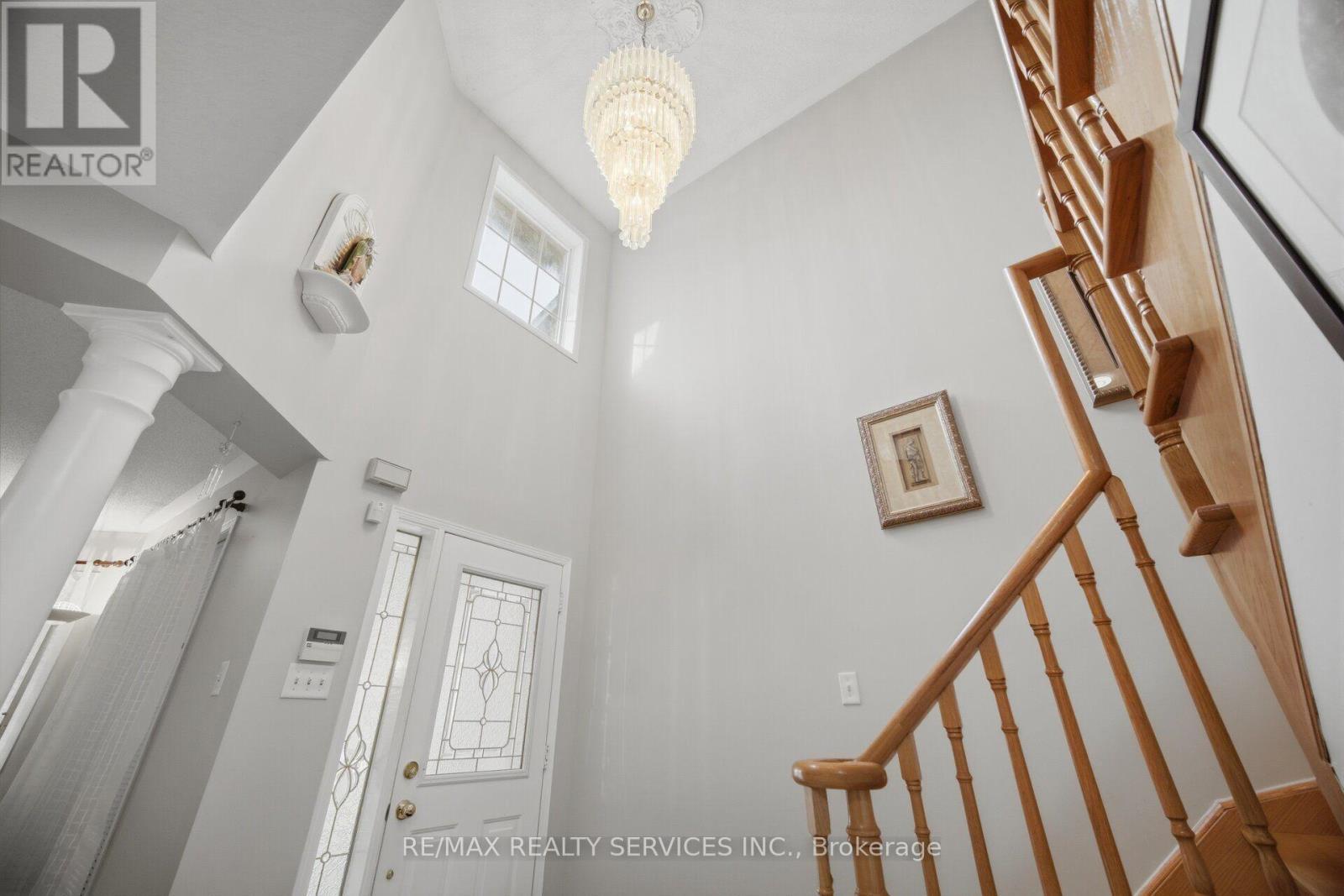 39 Legend Lane, Brampton, ON