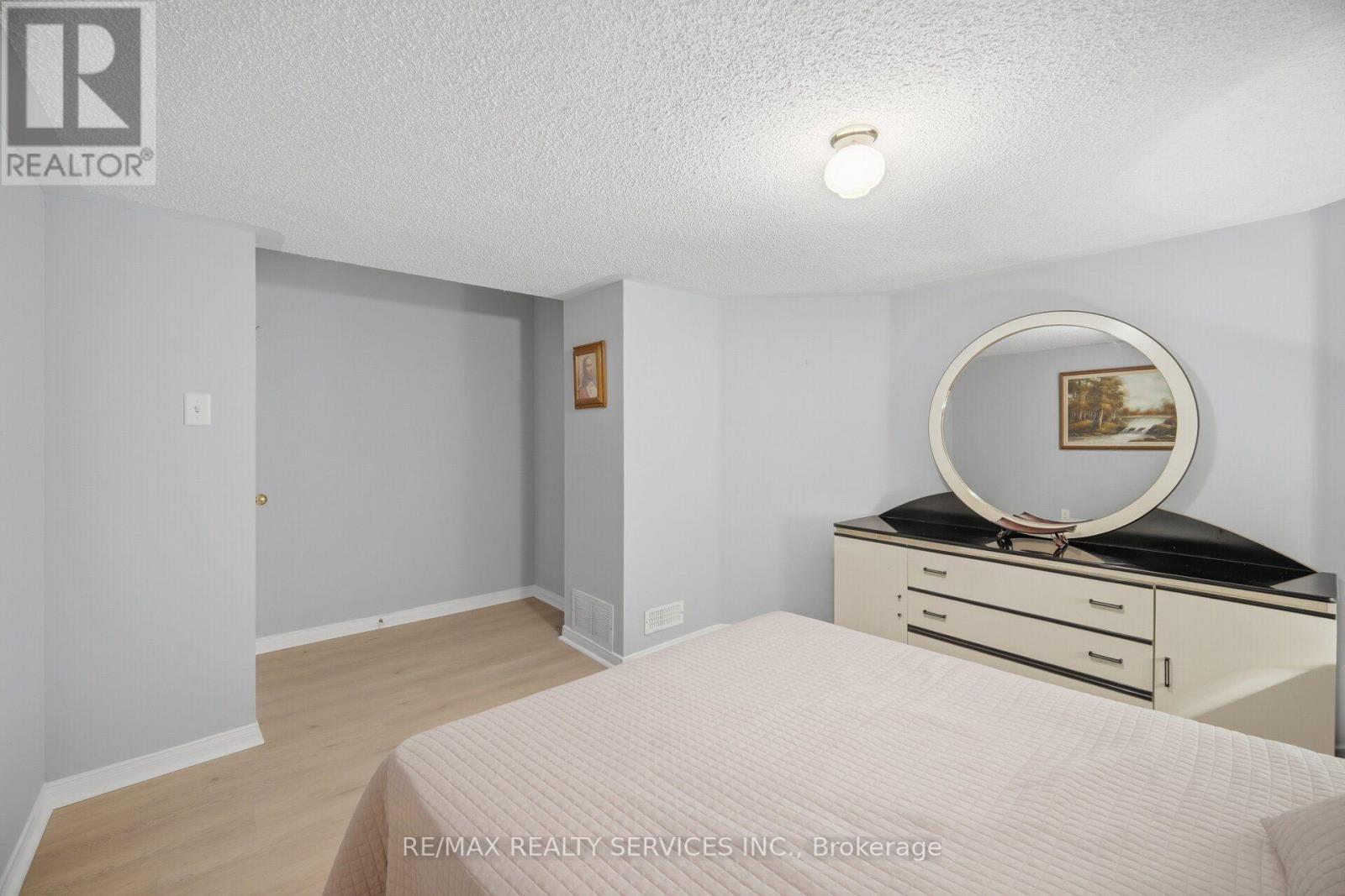 39 Legend Lane, Brampton, ON