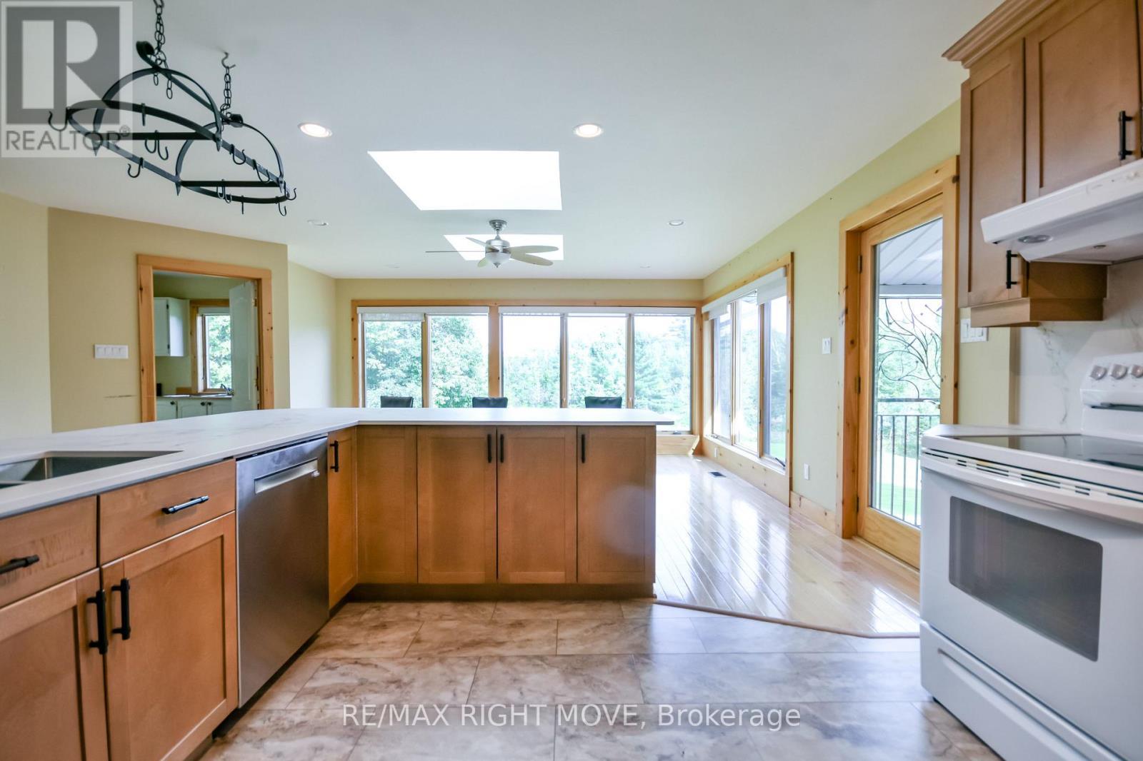 570 Lake Dalrymple Road, Kawartha Lakes, ON