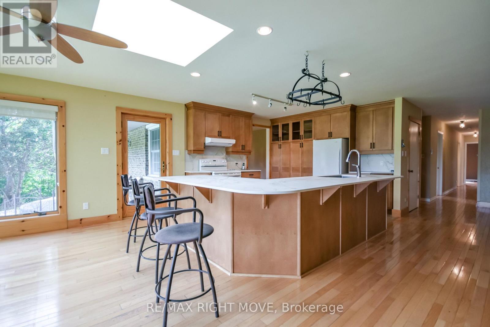 570 Lake Dalrymple Road, Kawartha Lakes, ON