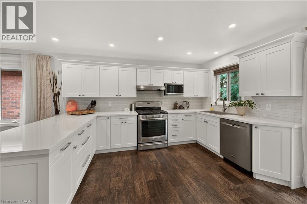 225 Dover Avenue, Port Dover, ON
