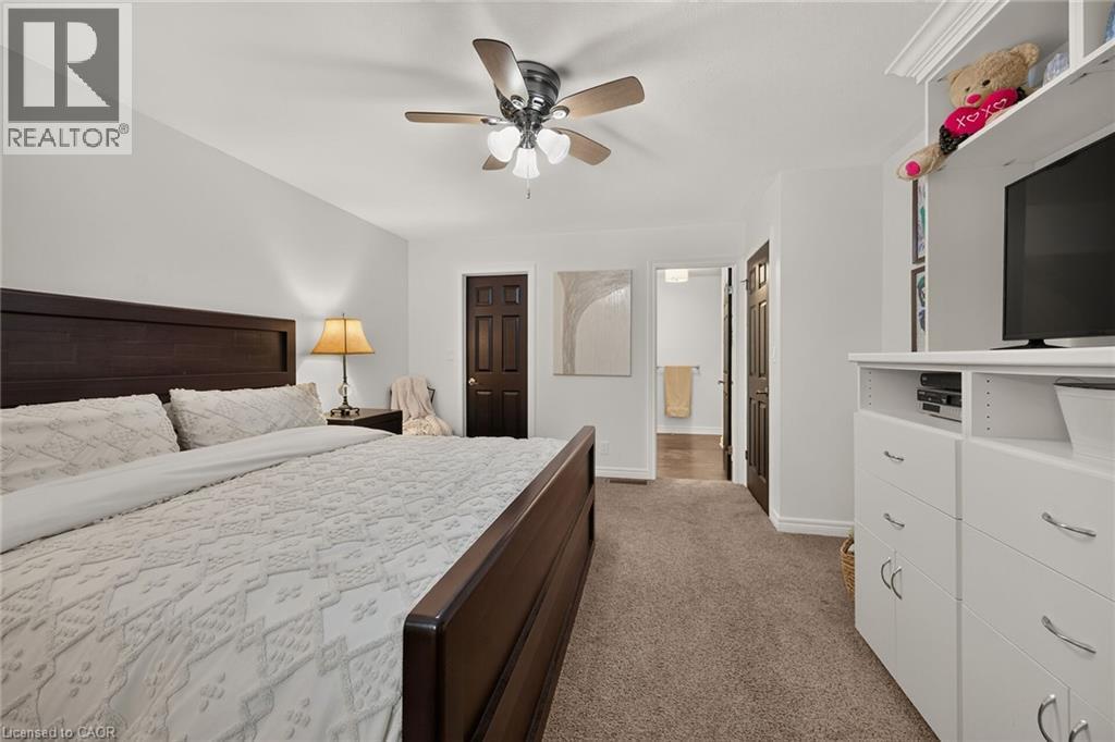 225 Dover Avenue, Port Dover, ON
