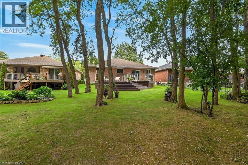 225 Dover Avenue, Port Dover, ON