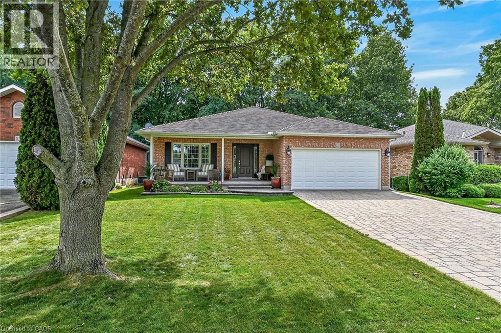 225 Dover Avenue, Port Dover, ON